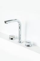 Смеситель на борт ванны Boheme Aura 152-CR-A хром глянцевый