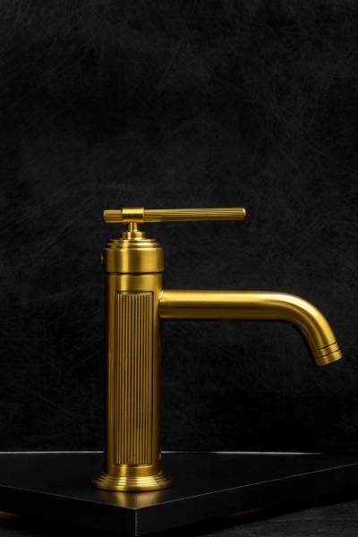 Встраиваемый смеситель для раковины Boheme Eterna 175-BR бронза