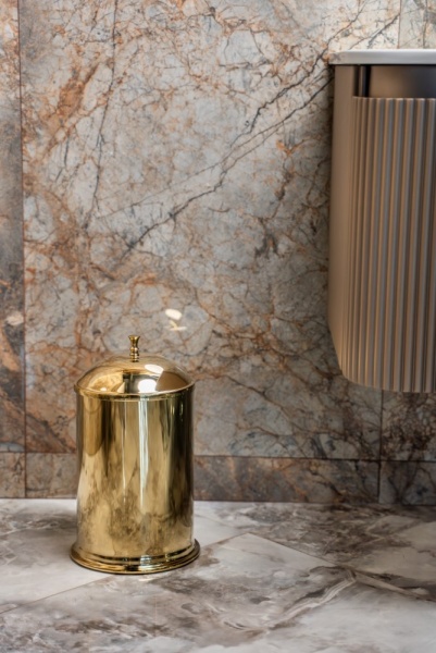 Ведро для мусора Boheme 10915-G золото