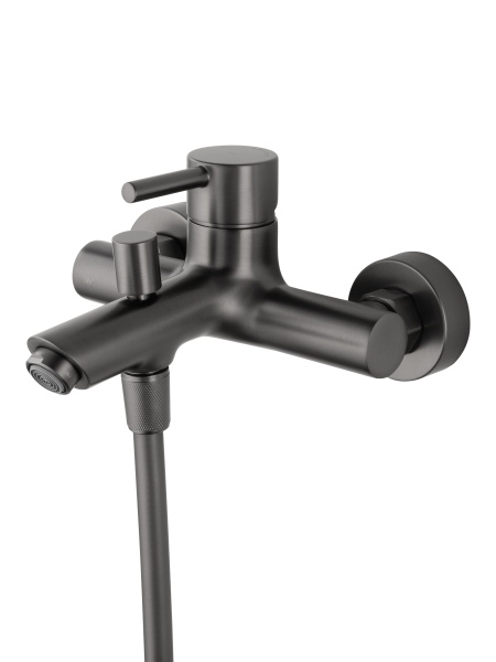 Смеситель для ванны Wonzon & Woghand Solo WW-639032-1-BGM темный графит брашированный с душевым гарнитуром
