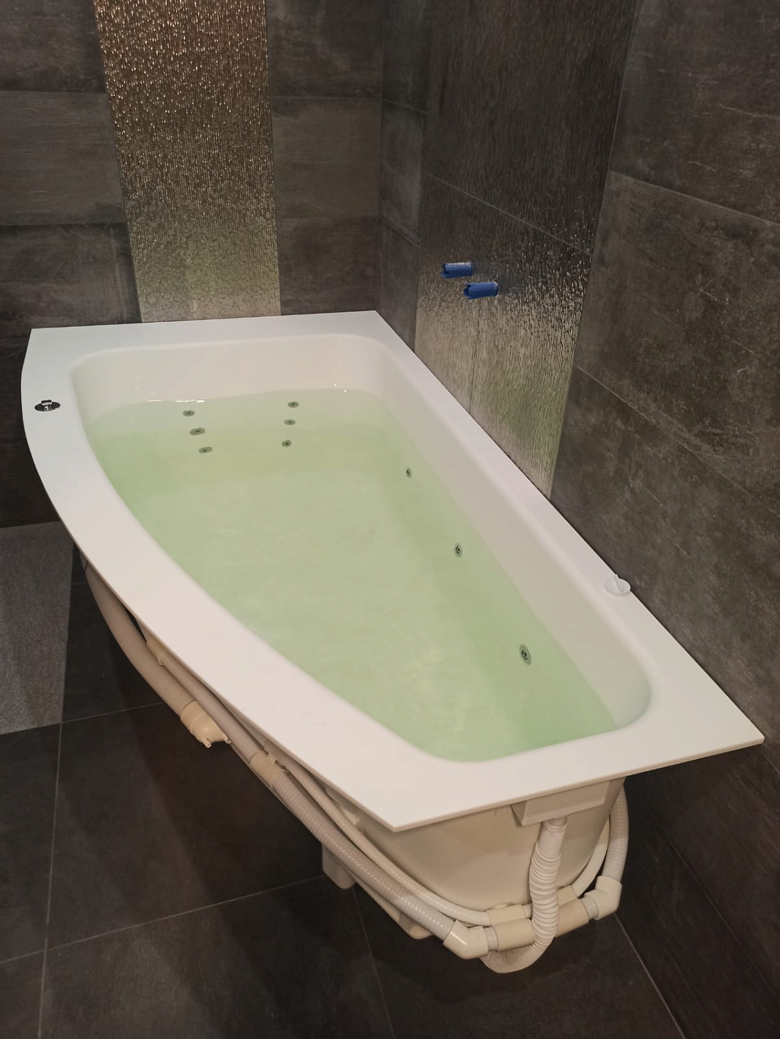 Установка гидромассажа и аэромассажа 30 000 руб