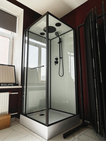 Душевая кабина Sapbox 90x90 SB9091-90-02-WTR-BL профиль черный, стекло прозрачное